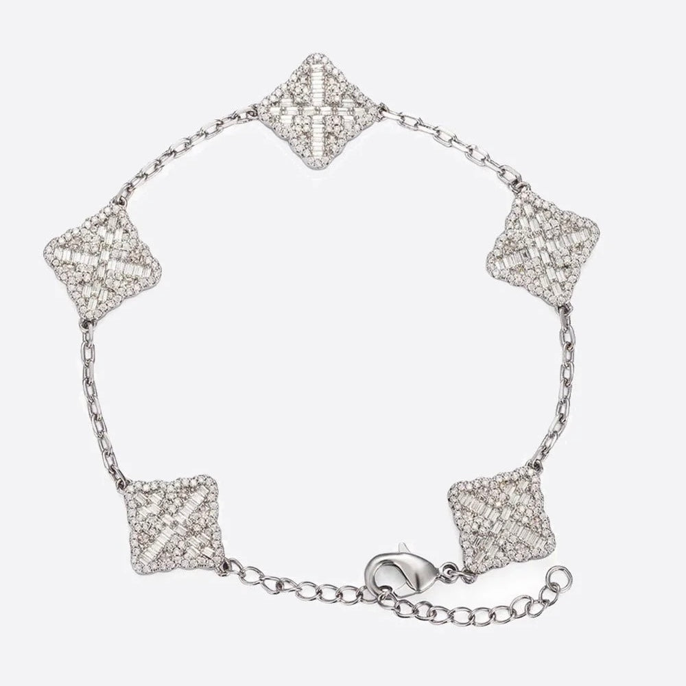 ICED CLOVER BRACELET - WHITE GOLD