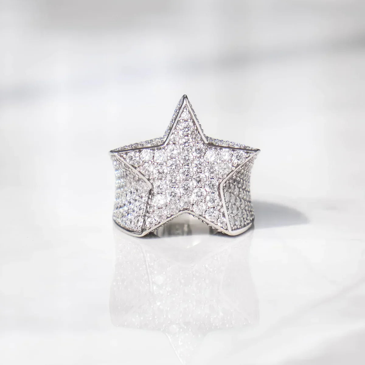 ICED STAR RING - WHITE GOLD